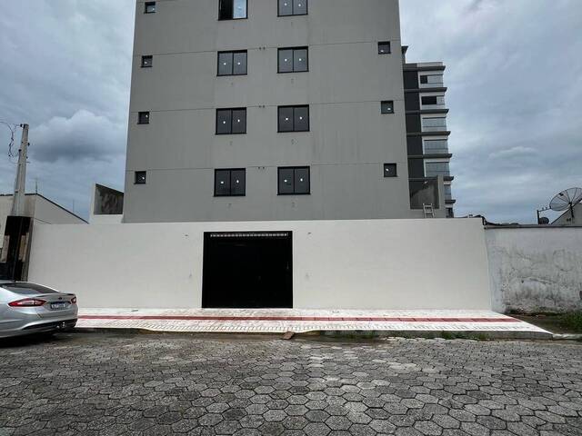 Apartamento para Venda em Camboriú - 4